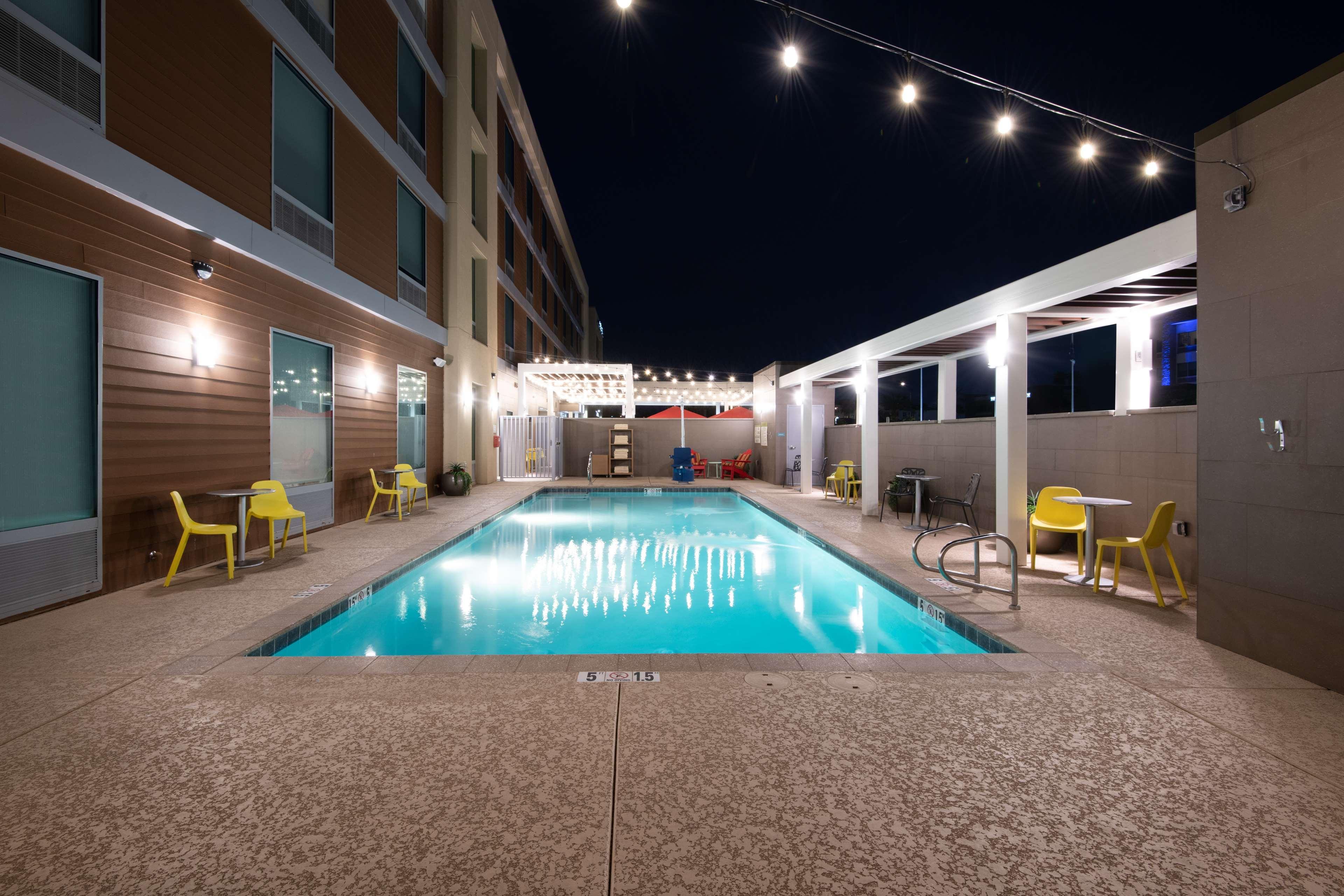 Home2 Suites By Hilton Phoenix Airport North, Az Exterior foto